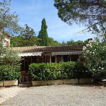 Location Villa Et Studios Roquebrune-Sur-Argens Roquebrune-sur-Argens Exterior foto