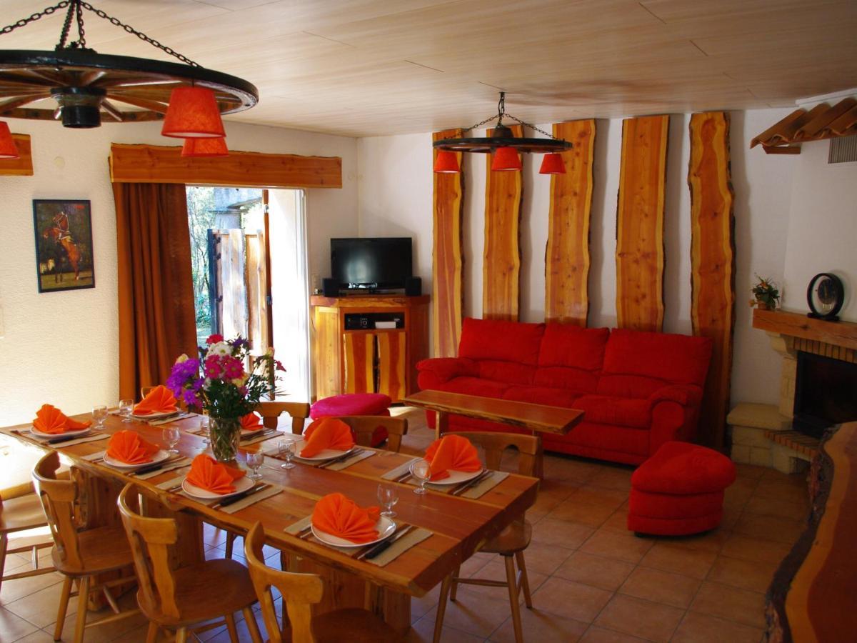 Location Villa Et Studios Roquebrune-Sur-Argens Roquebrune-sur-Argens Exterior foto
