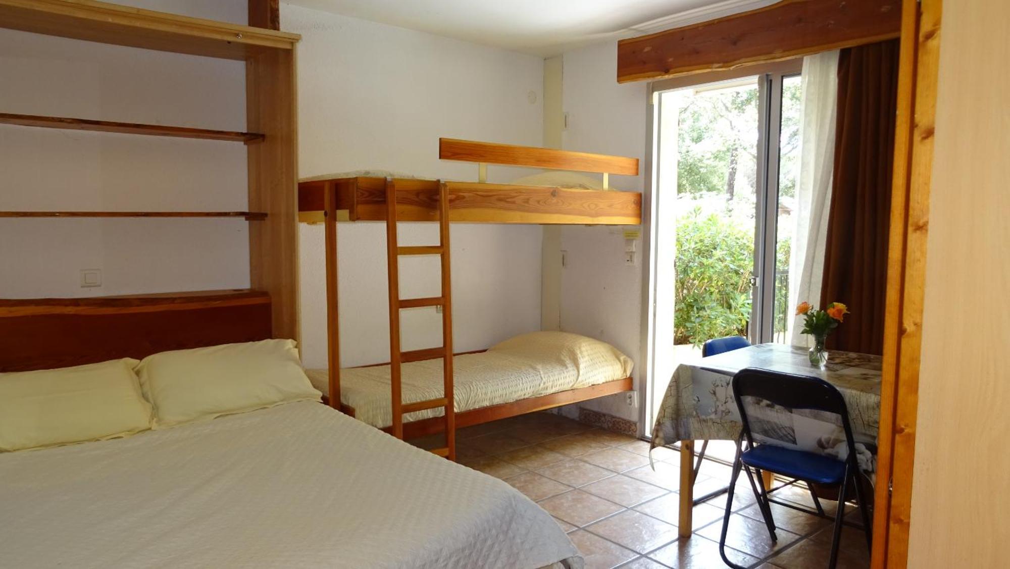 Location Villa Et Studios Roquebrune-Sur-Argens Roquebrune-sur-Argens Exterior foto