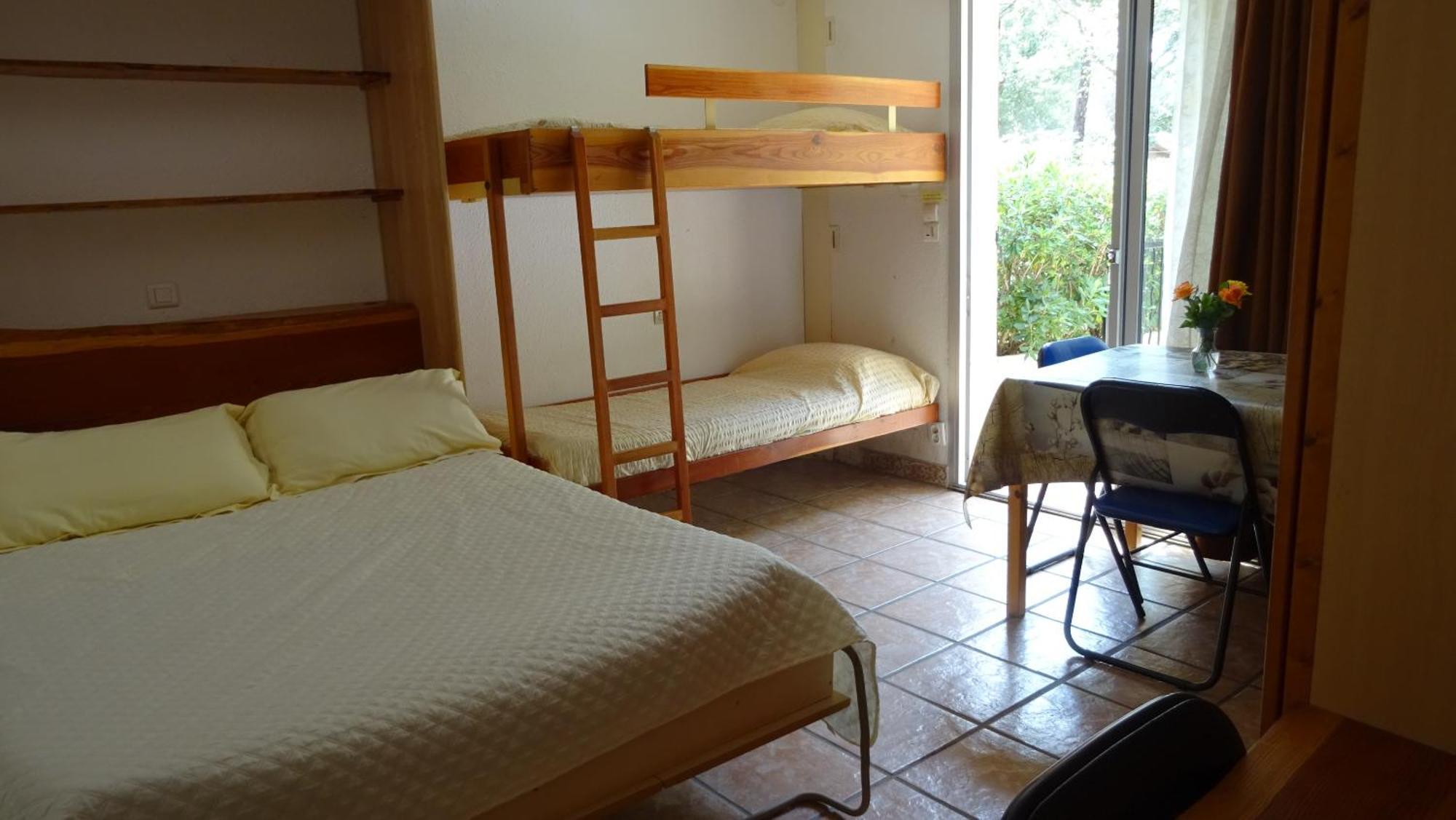 Location Villa Et Studios Roquebrune-Sur-Argens Roquebrune-sur-Argens Exterior foto