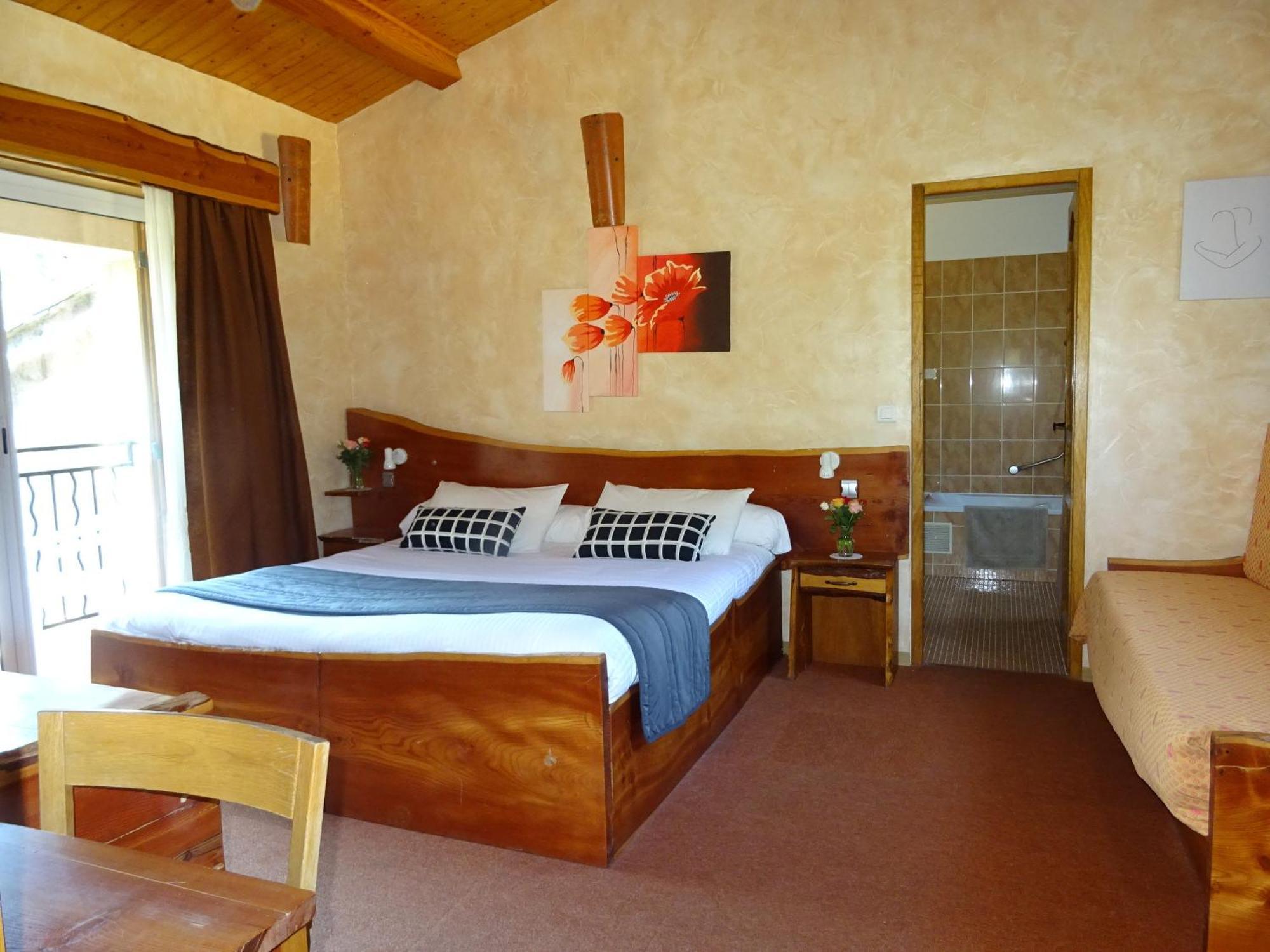 Location Villa Et Studios Roquebrune-Sur-Argens Roquebrune-sur-Argens Exterior foto